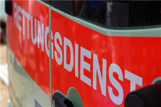 Junge auf Zebrastreifen in Rosenfeld von Auto erfasst: Fünfjähriger wird leicht verletzt